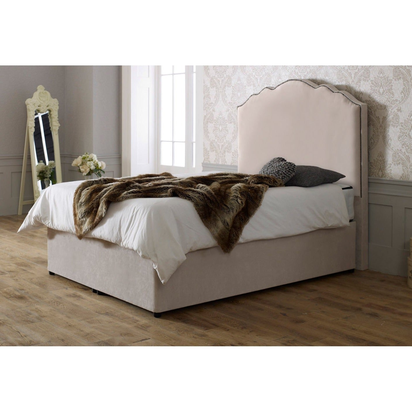 Amelia sleigh store bed