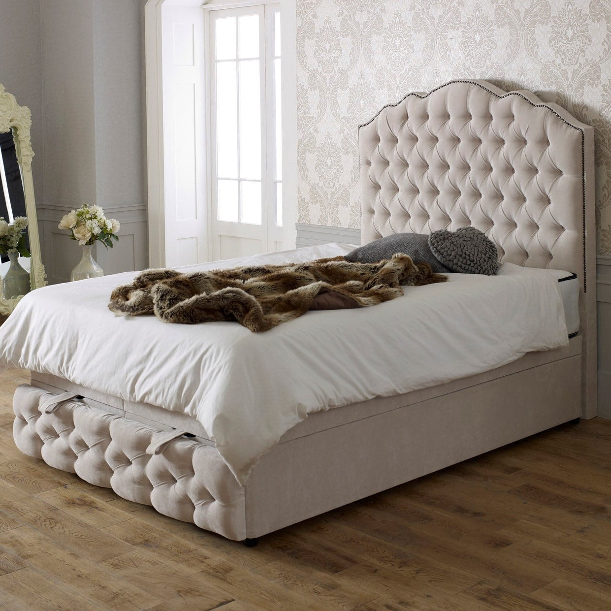 Amelia Chesterfield Headboard Footplate Ottoman Bed Chic Concept